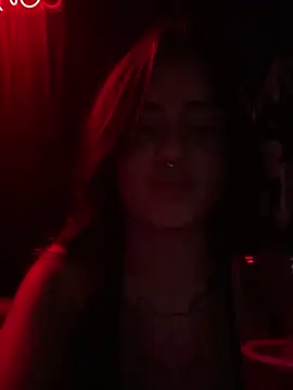 Snapshot of Alice_woodville chatting on February 14, 2026, 2:08 am Alice woodville online show from February 14, 2026, 2:08 am