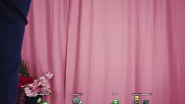 KimWilli online show from January 5, 2025, 10:08 pm