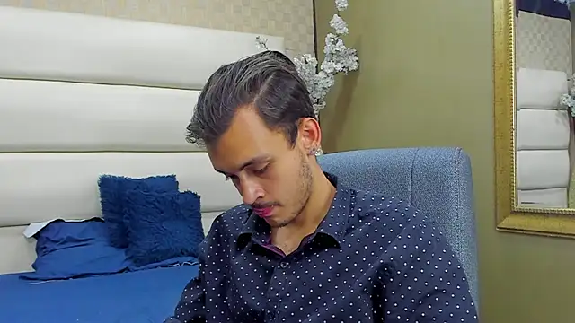 Desmon Clark online show from January 30, 2025, 10:08 pm