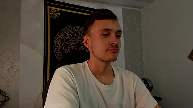 Desmon Clark online show from March 2, 2025, 2:41 am