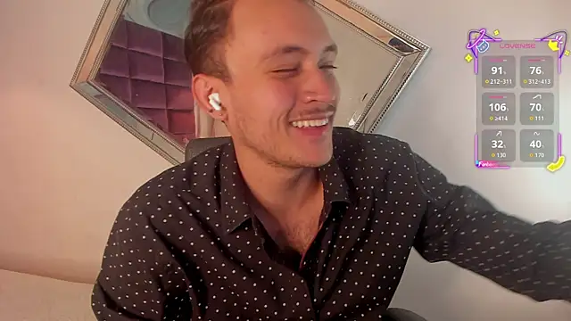 Desmon Clark online show from September 10, 2025, 11:27 pm