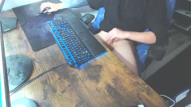 Snapshot of WouldLovetoFuckYou666 chatting on November 30, 2025, 11:42 pm WouldLovetoFuckYou666 online show from November 30, 2025, 11:42 pm