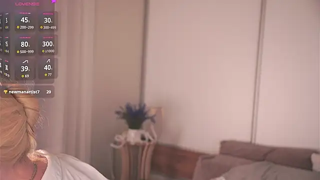 Naughty  Couplles online show from February 13, 2026, 4:14 pm