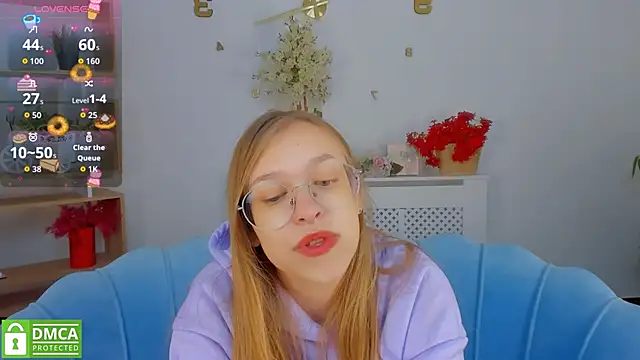 Snapshot of LayriantaVee chatting on October 2, 2025, 6:20 am LayriantaVee online show from October 2, 2025, 6:20 am