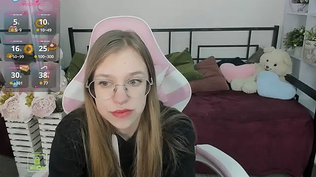 LayriantaVee online show from April 19, 2026, 6:13 am