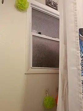 Snapshot of clitstitsandbongrips chatting on September 30, 2025, 3:00 am clitstitsandbongrips online show from September 30, 2025, 3:00 am