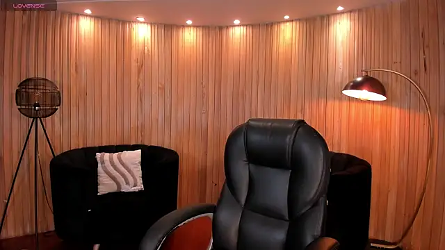 AmberFarrell online show from May 18, 2026, 8:14 pm