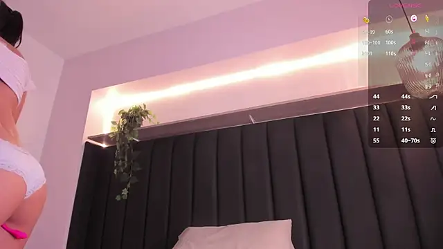 Snapshot of shysweets chatting on January 17, 2025, 12:21 pm shysweets online show from January 17, 2025, 12:21 pm