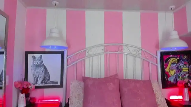 Liah Grey8 online show from April 14, 2026, 9:10 pm