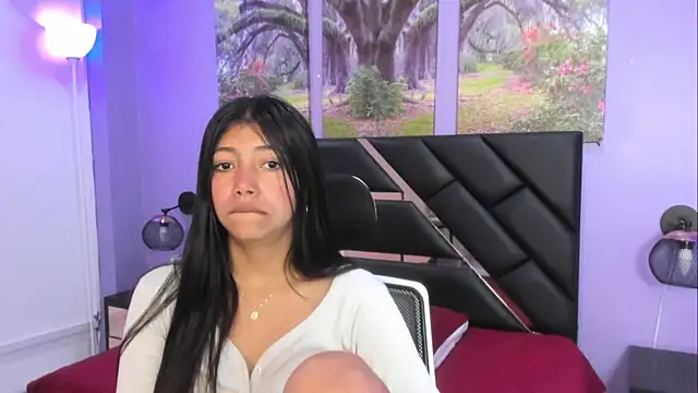 KimberlyVillaLobos online show from September 29, 2025, 11:37 am