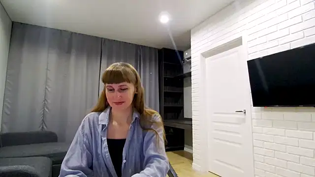 Daniella Lorente online show from November 27, 2025, 12:46 am