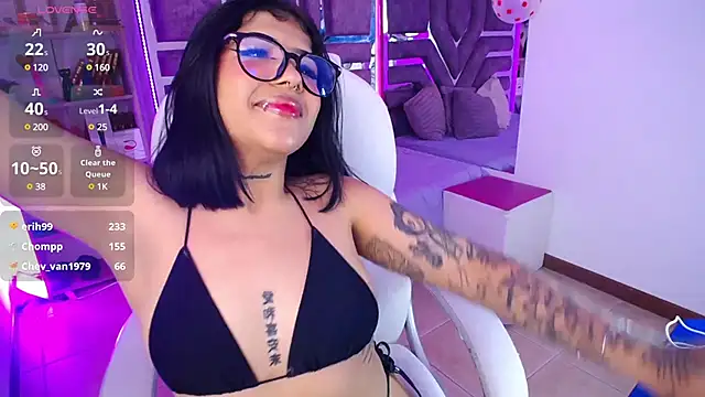 AliceWalker 11 online show from February 18, 2025, 2:16 am