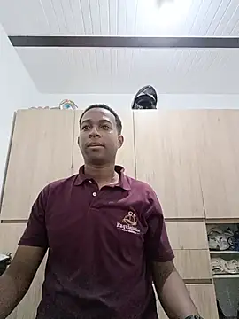 Snapshot of Nick_Rs chatting on August 4, 2026, 1:42 am Nick Rs online show from August 4, 2026, 1:42 am