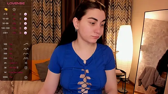 Snapshot of hannacheekss_ chatting on February 22, 2025, 1:55 am hannacheekss  online show from February 22, 2025, 1:55 am