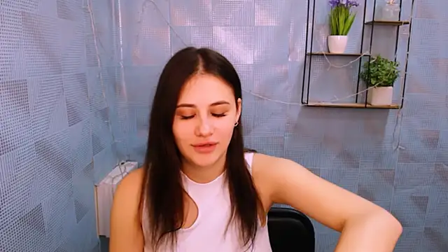 Snapshot of AliceSexyyy_ chatting on December 25, 2024, 8:28 pm AliceSexyyy  online show from December 25, 2024, 8:28 pm