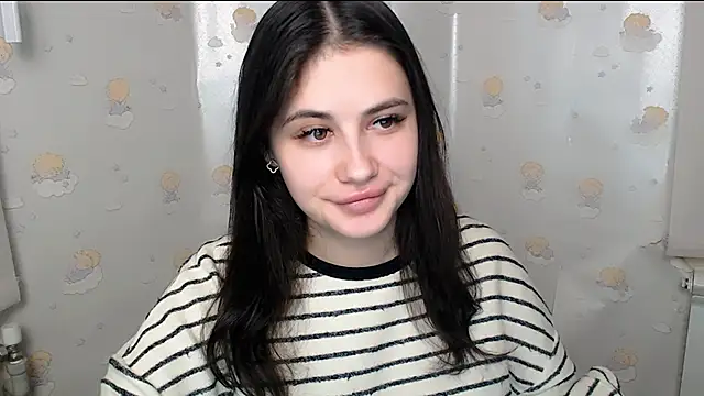 Snapshot of AliceSexyyy_ chatting on December 30, 2024, 1:25 pm AliceSexyyy  online show from December 30, 2024, 1:25 pm