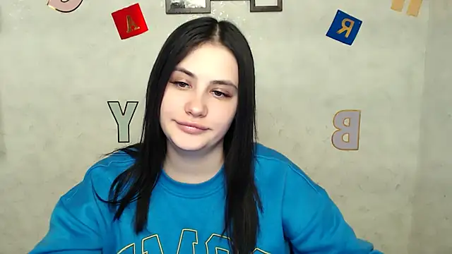 Snapshot of AliceSexyyy_ chatting on February 17, 2025, 4:15 pm AliceSexyyy  online show from February 17, 2025, 4:15 pm