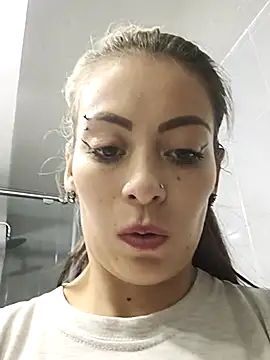 Tefannyy  online show from October 7, 2025, 6:05 pm