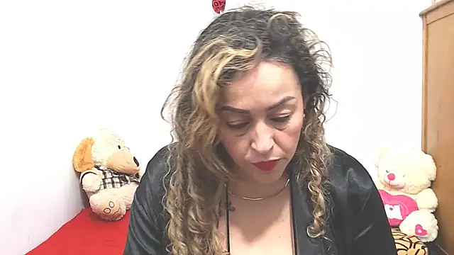 ariellth online show from November 22, 2025, 4:50 pm