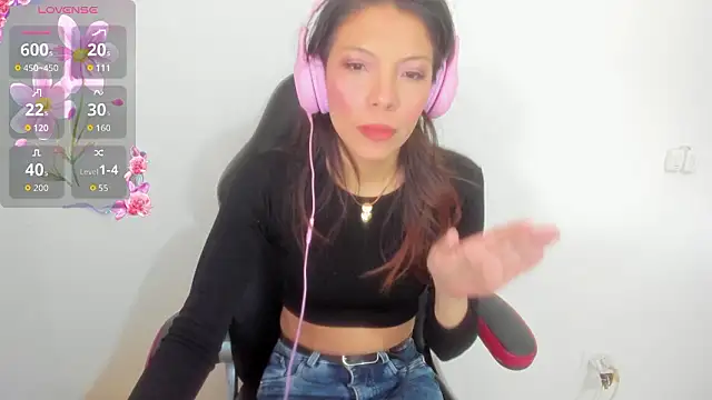 Snapshot of Selenakyle92_ chatting on March 3, 2026, 5:08 pm Selenakyle92 online show from March 3, 2026, 5:08 pm