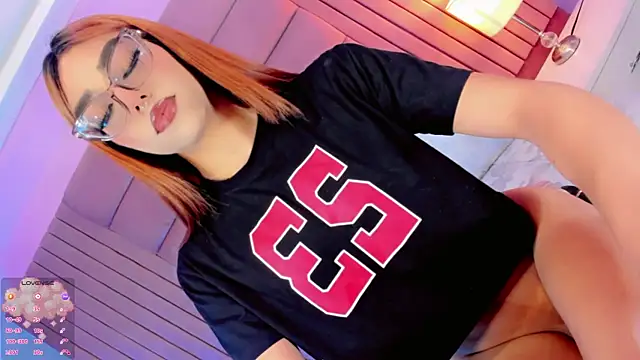 Snapshot of Baddinner chatting on April 3, 2026, 1:09 pm Baddinner online show from April 3, 2026, 1:09 pm