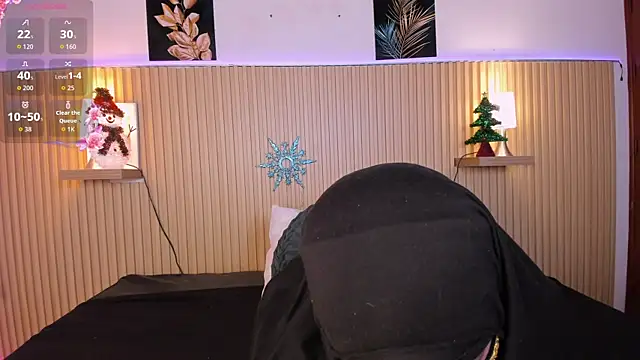 cloe sirena online show from November 26, 2025, 2:18 pm