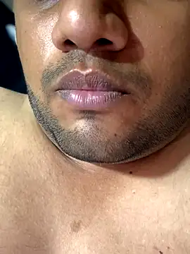 ved240 online show from October 31, 2025, 2:40 pm