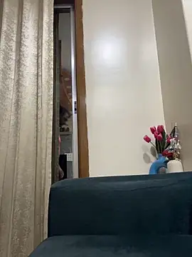 ved240 online show from April 12, 2026, 9:42 pm