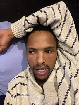 Snapshot of BlueIceCube chatting on February 18, 2025, 11:22 am BlueIceCube online show from February 18, 2025, 11:22 am