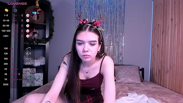 Snapshot of SweetyDeviliya chatting on December 26, 2024, 7:35 am SweetyDeviliya online show from December 26, 2024, 7:35 am