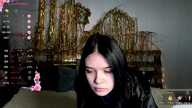 Snapshot of SweetyDeviliya chatting on February 4, 2025, 12:00 pm SweetyDeviliya online show from February 4, 2025, 12:00 pm