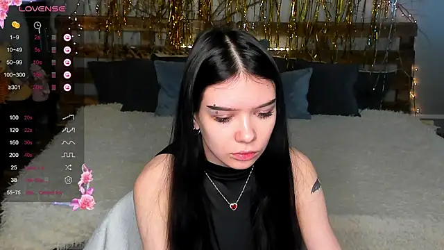 Snapshot of SweetyDeviliya chatting on February 5, 2025, 9:25 am SweetyDeviliya online show from February 5, 2025, 9:25 am