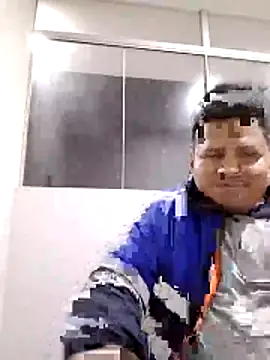 zeta29 online show from November 18, 2025, 2:50 am