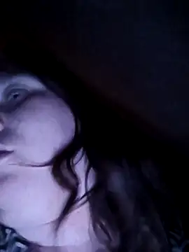 CurvyMilf1992 online show from October 17, 2025, 6:54 pm
