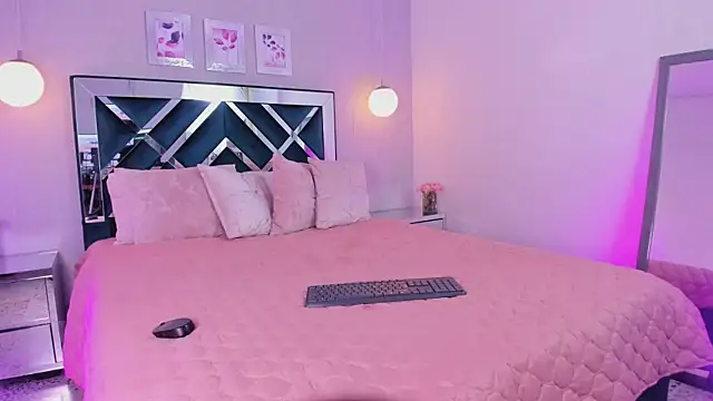 ibella7 online show from December 5, 2025, 7:32 pm