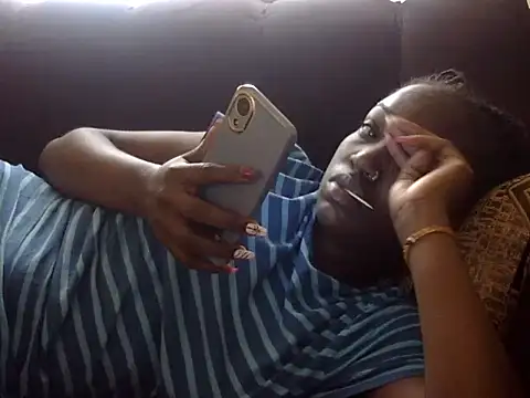 Chichii- online show from February 27, 2025, 9:11 am