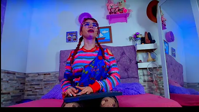 Melannytaylor online show from October 30, 2025, 9:04 pm