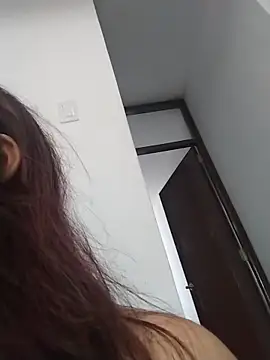 Elsa sweet online show from February 1, 2026, 8:51 pm