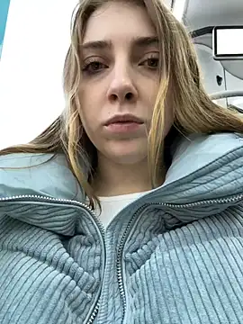 Sunny   Bunny online show from December 19, 2024, 12:12 pm