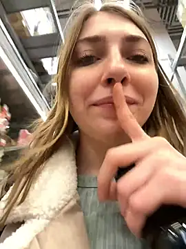 Sunny   Bunny online show from December 25, 2024, 10:05 pm