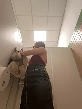 Sunny   Bunny online show from January 16, 2025, 4:28 pm