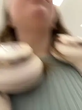 Sunny   Bunny online show from January 19, 2025, 2:28 pm