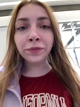 Sunny   Bunny online show from September 18, 2025, 8:16 am