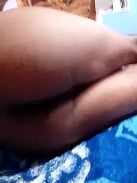 paugrande453 online show from December 3, 2024, 1:21 pm