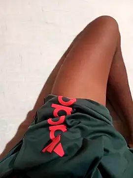 paugrande453 online show from September 21, 2025, 3:24 pm