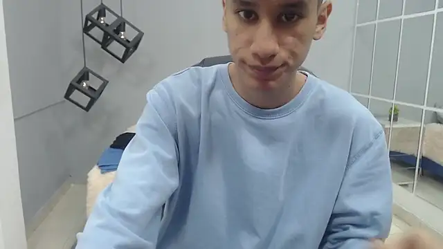 Snapshot of alan_ws chatting on December 19, 2024, 12:23 pm alan ws online show from December 19, 2024, 12:23 pm