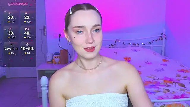 Snapshot of Wild_Sophie_ chatting on December 19, 2025, 1:51 pm Wild Sophie online show from December 19, 2025, 1:51 pm