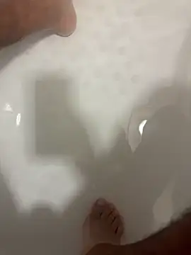 SensualG300 online show from November 20, 2025, 11:59 pm