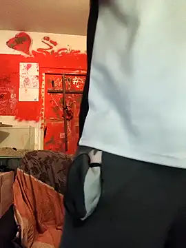 Snapshot of Ozomitro chatting on March 13, 2026, 6:25 pm Ozomitro online show from March 13, 2026, 6:25 pm