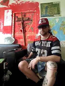 Snapshot of Ozomitro chatting on April 4, 2026, 9:51 am Ozomitro online show from April 4, 2026, 9:51 am